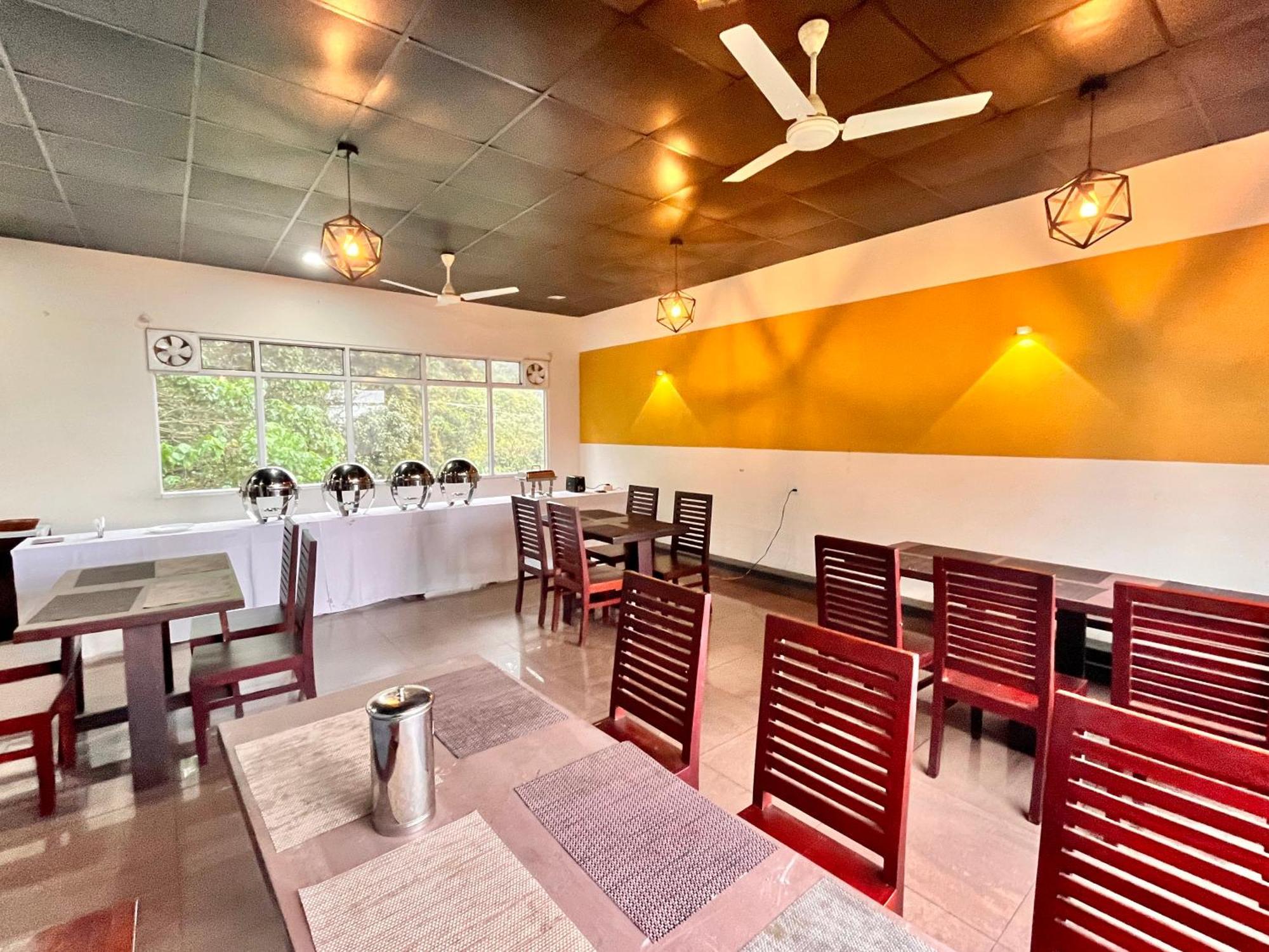 Munnar Tea Estate Cottage And Resort - Away From City Hustle Kültér fotó
